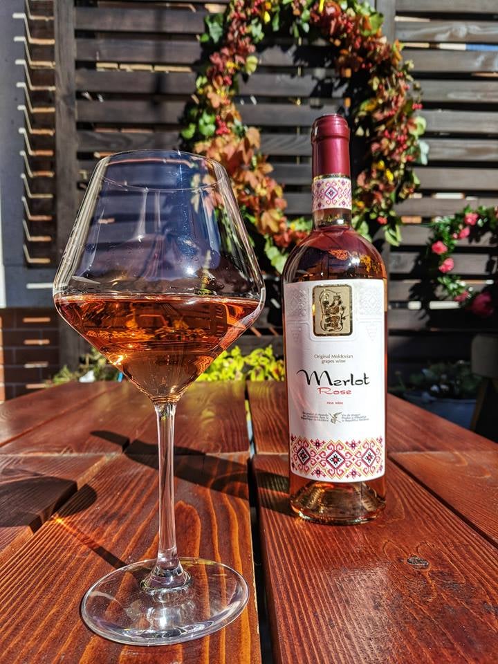 Viorica Merlot Rosé Suvorov vin