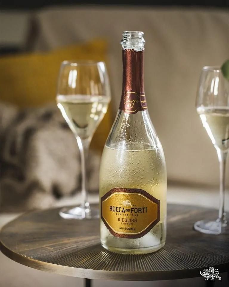 Rocca Dei Forti Spumante Riesling Extra Dry Millesimato