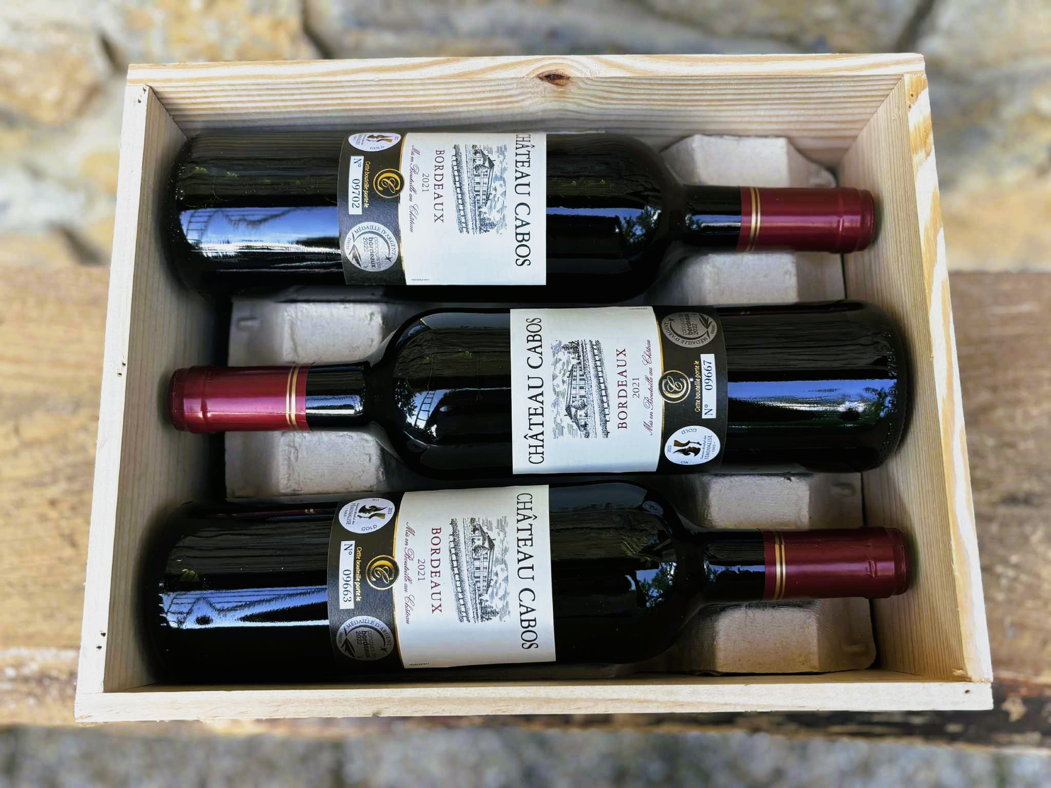 Bordeaux A.O.C. Château Cabos Rouge 5 + 1 + dárkové balení